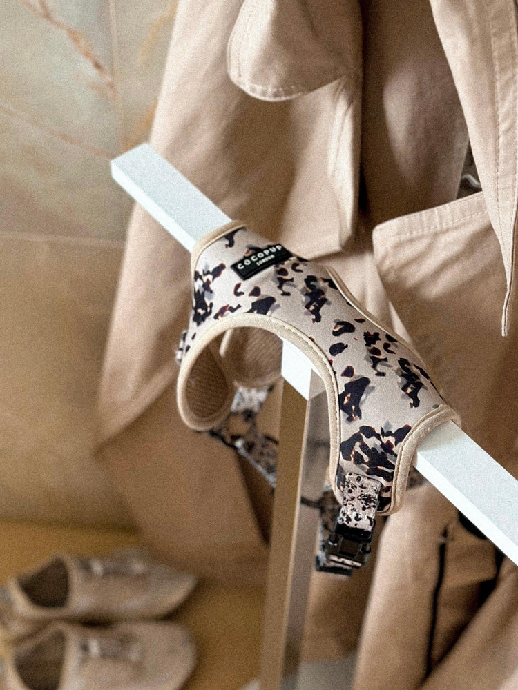 Ivory Tort Adjustable Neck Harness - Kitsune & Jo