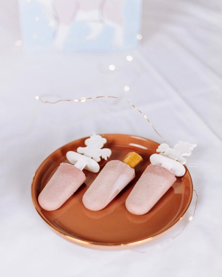 Ice-Cream Mix with Real Chicken & Strawberry For Pets