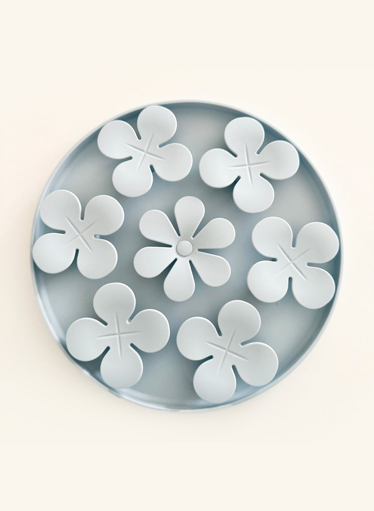 Snuffle Mat Flowers – Baby Blue