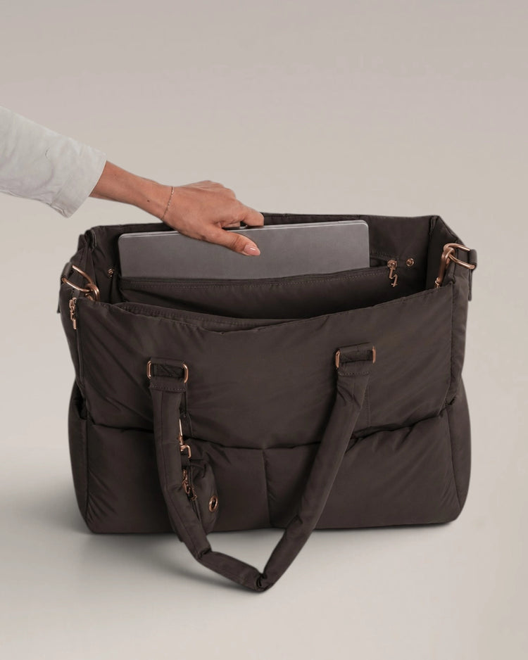 The Puffer Carrier – Chocolate